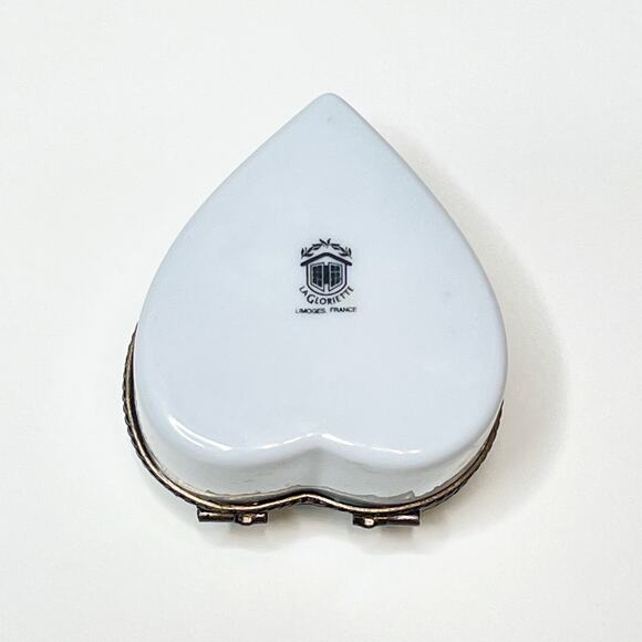 Limoges Box Heart Shape Rose Hand Painted Porcelain Valentine Trinket - Picture 4 of 4